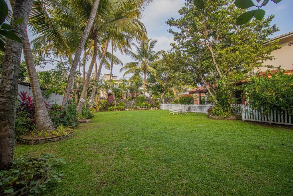Spacious 4br 4ba Family Wt Balcony & Lavish Garden * Ratmalana